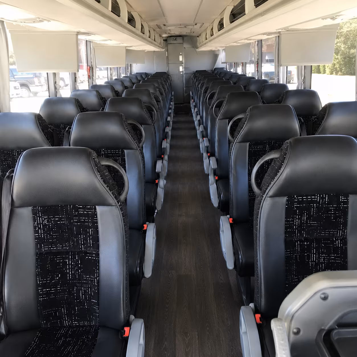 charter buses for sunrise corporate events and conference shuttles