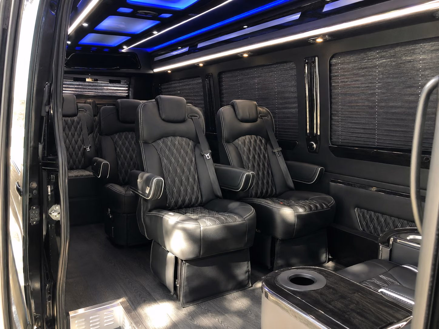 find transportation for your next convention or trade show 4