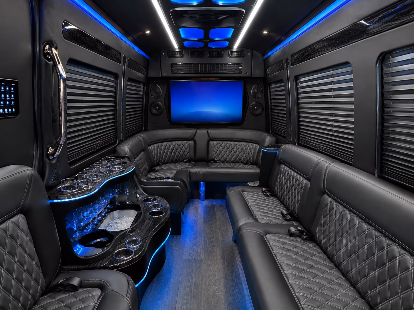 find transportation for your next prom 1